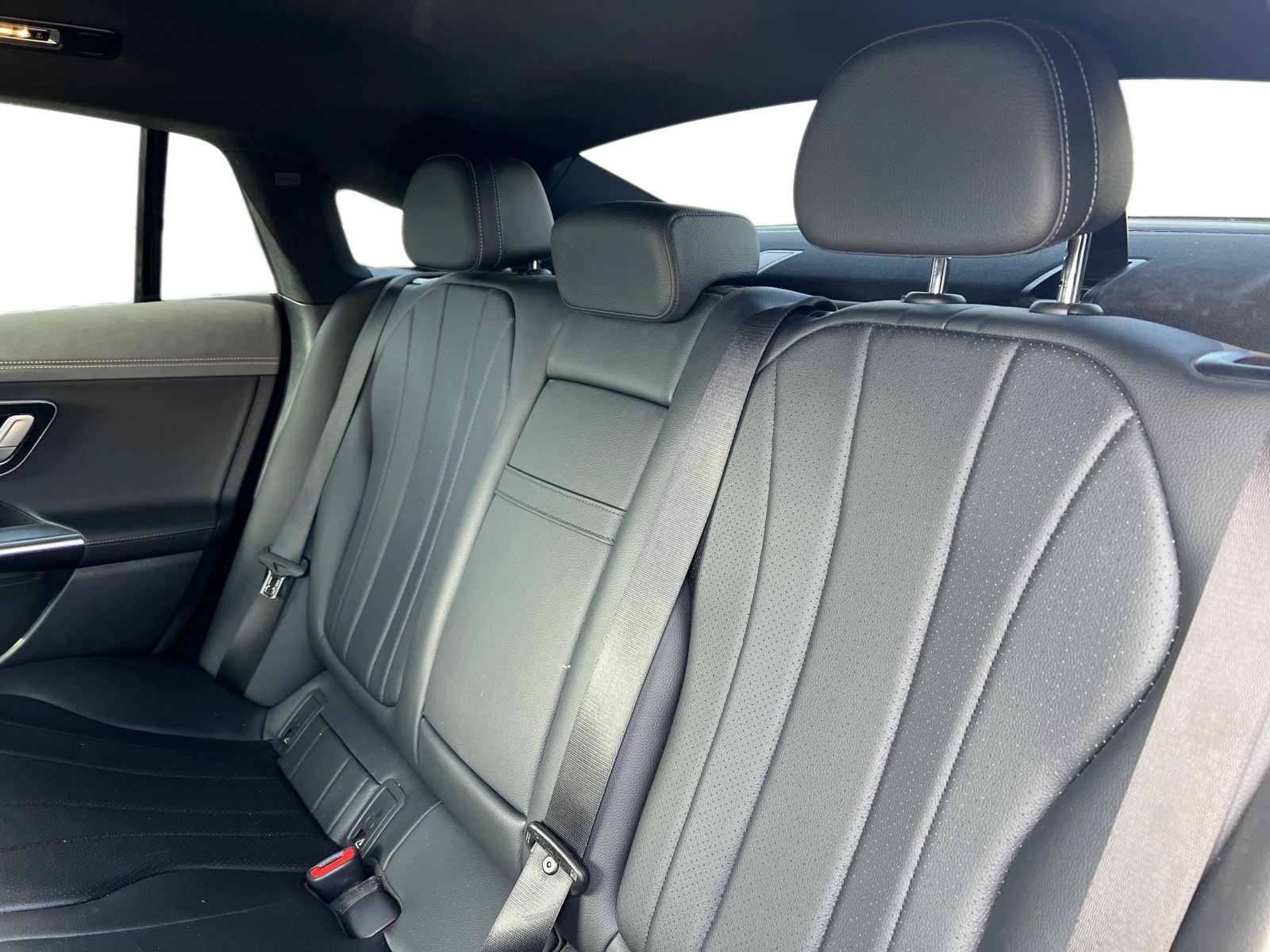 Mercedes-Benz EQE 300, снимка 12 - Автомобили и джипове - 56328278