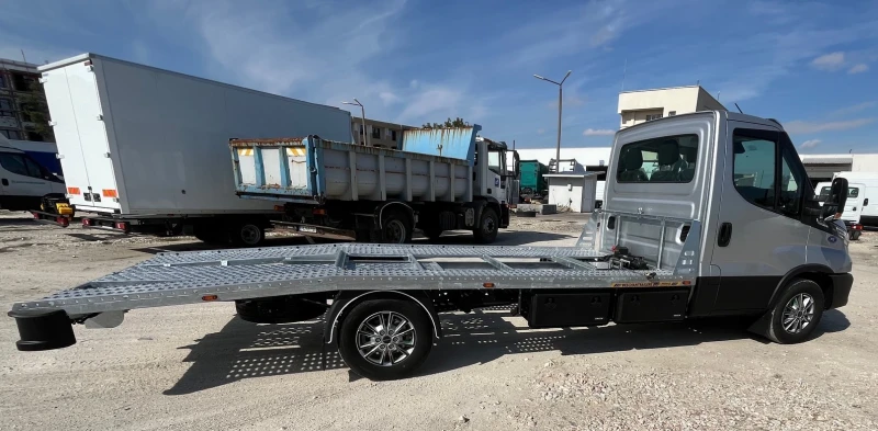 Iveco Daily 35S18HA8, снимка 3 - Бусове и автобуси - 47631435