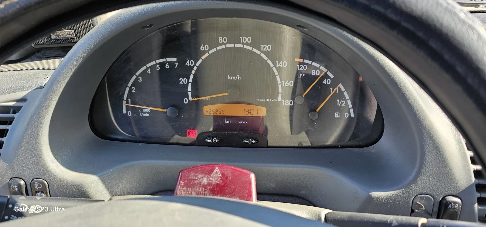 Mercedes-Benz 413 Спринтер - изображение 9