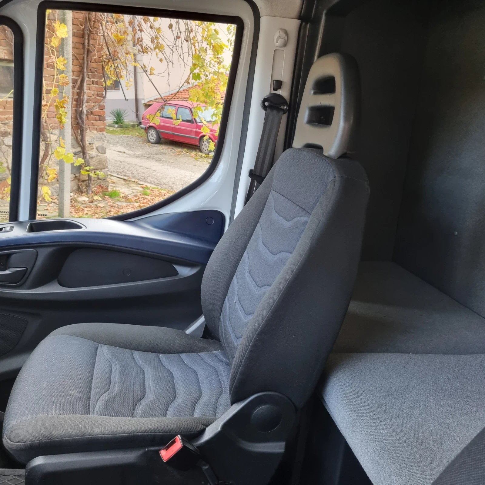 Iveco 35c18 | Mobile.bg   10