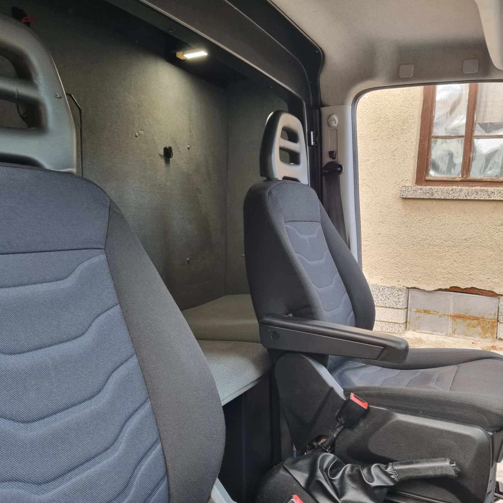 Iveco 35c18 | Mobile.bg   12