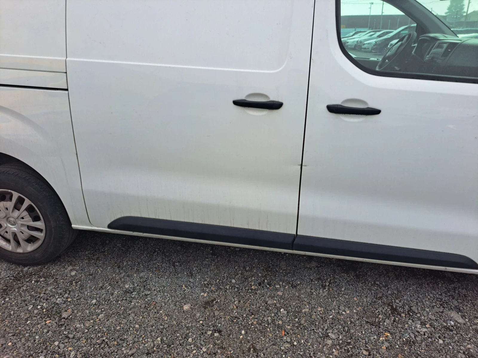 Opel Vivaro 2.0tDI, снимка 7 - Бусове и автобуси - 56700103