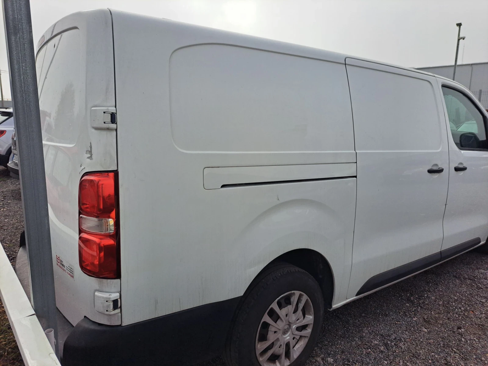 Opel Vivaro 2.0tDI, снимка 4 - Бусове и автобуси - 56700103