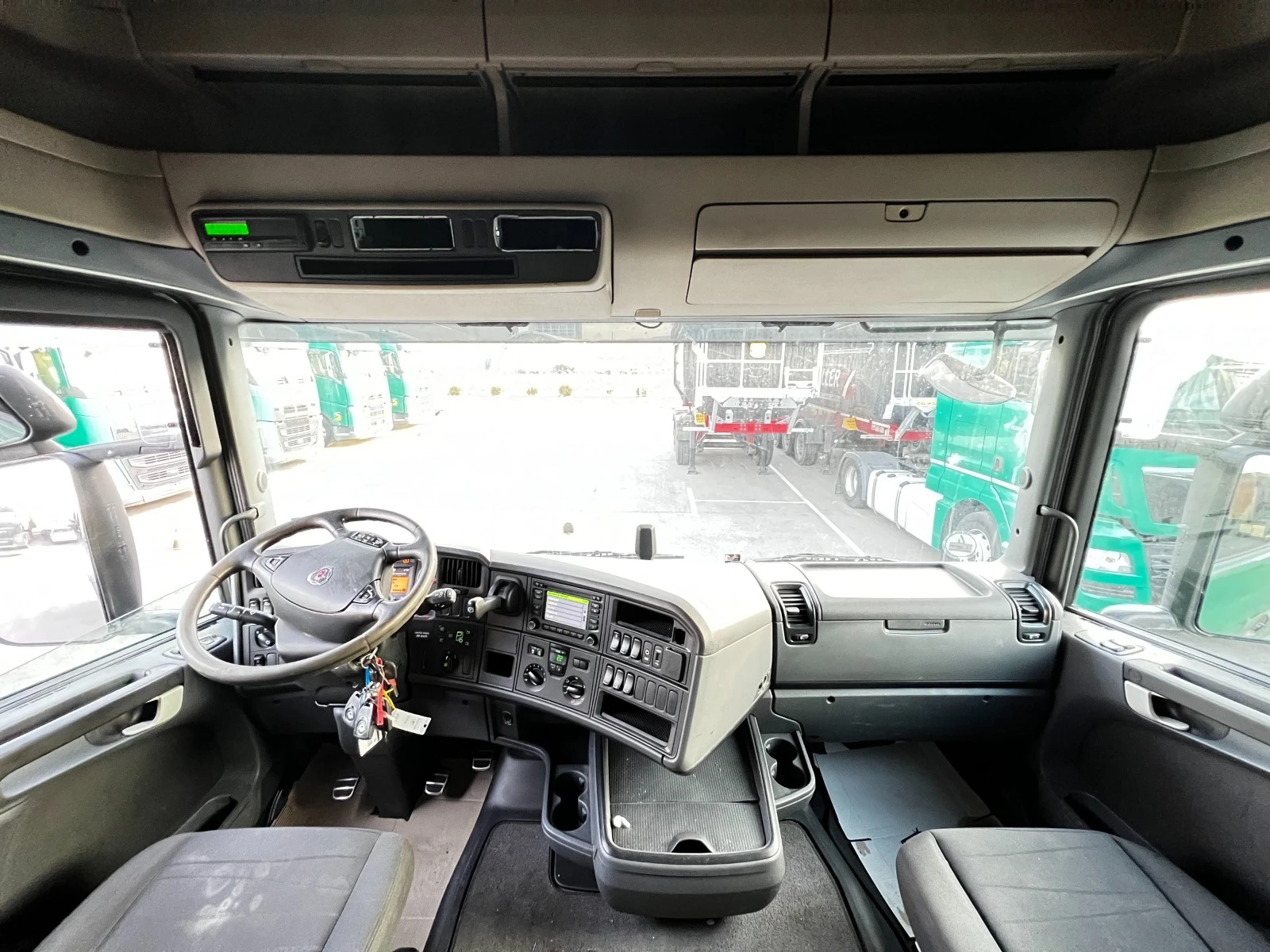 Scania Topline R580 V8 Retarder, ACC,  AC  | Mobile.bg   12