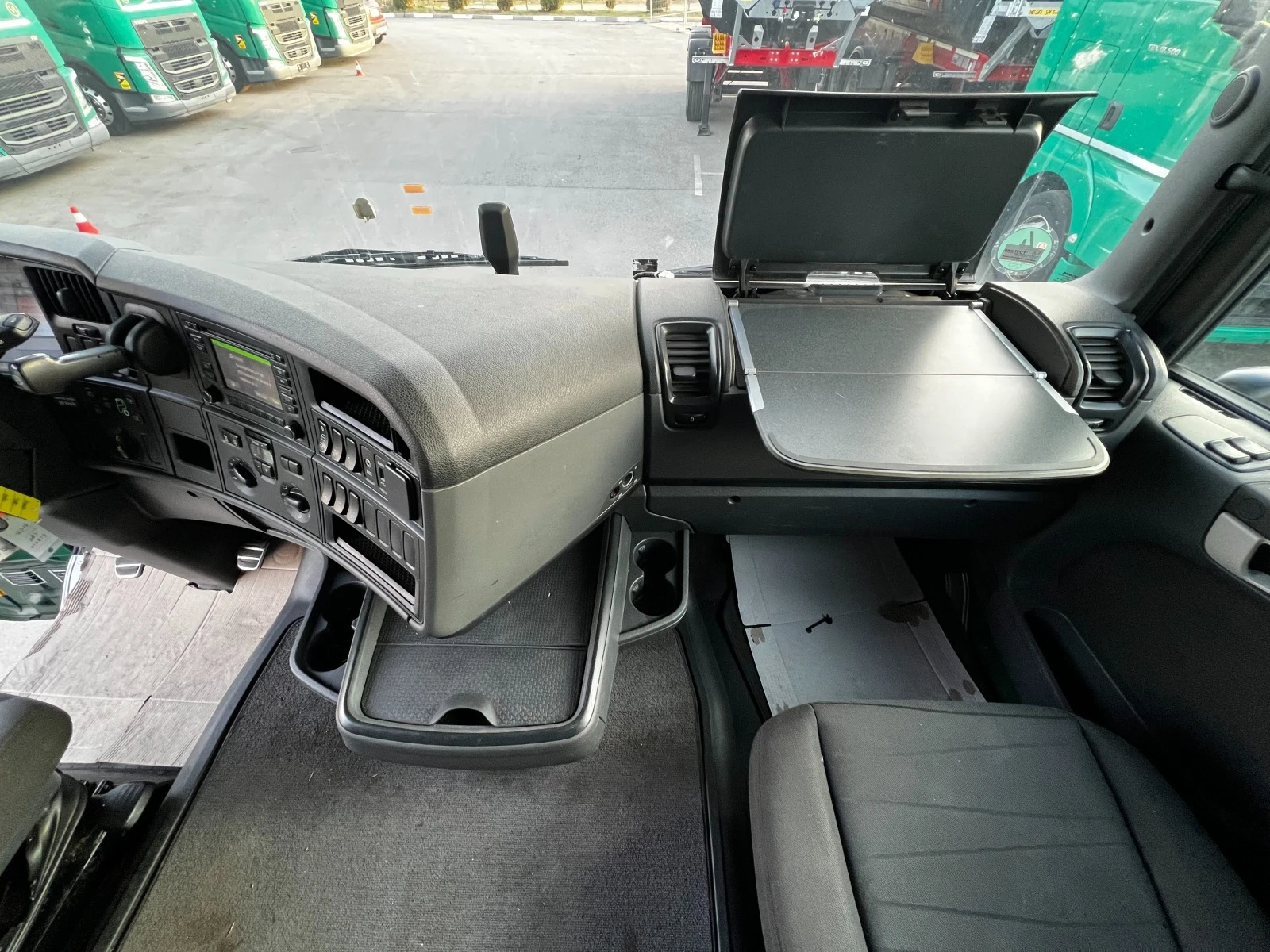 Scania Topline R580 V8 Retarder, ACC,  AC  | Mobile.bg   16