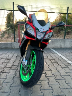 ����� �� �������� �� Aprilia RSV4 RF LE