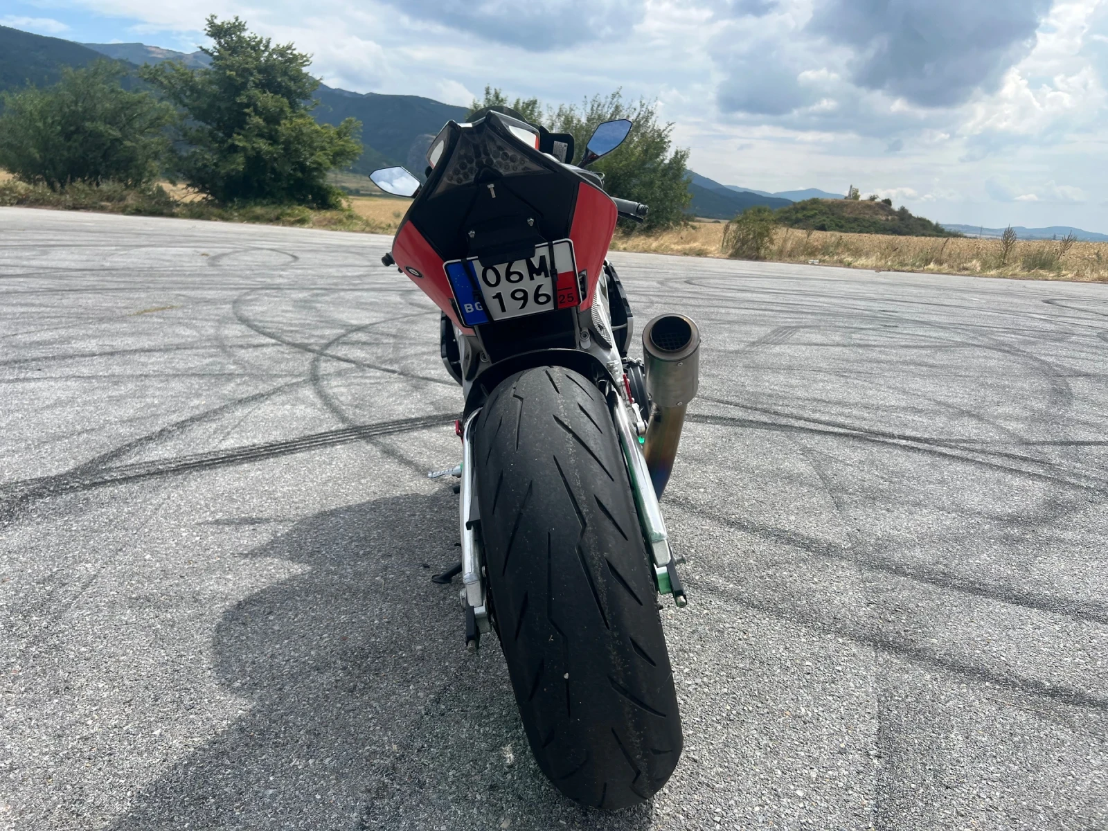 Aprilia RSV4 RF LE - изображение 5