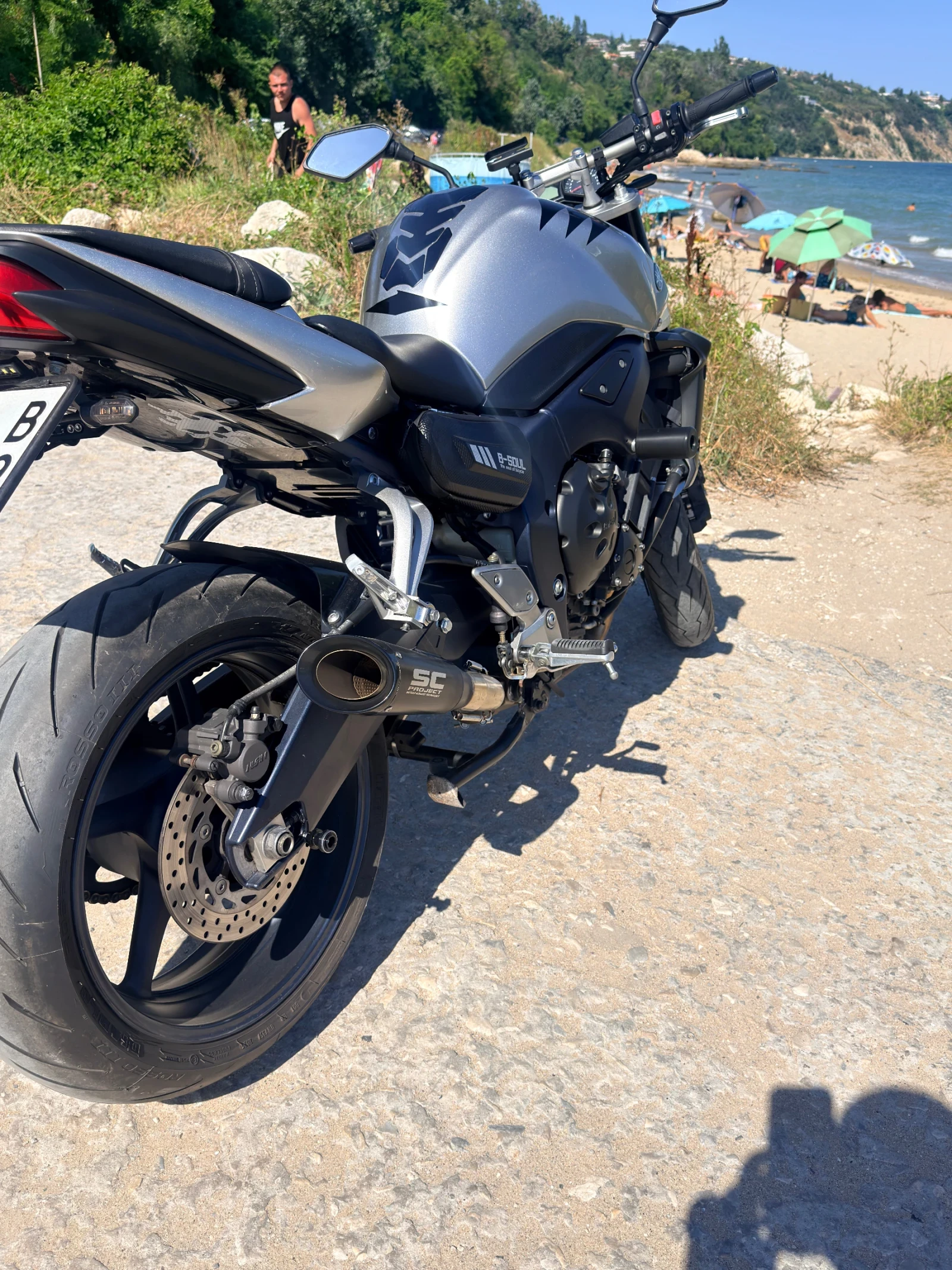 Yamaha FZ1, снимка 13 - Мотоциклети и мототехника - 55418049