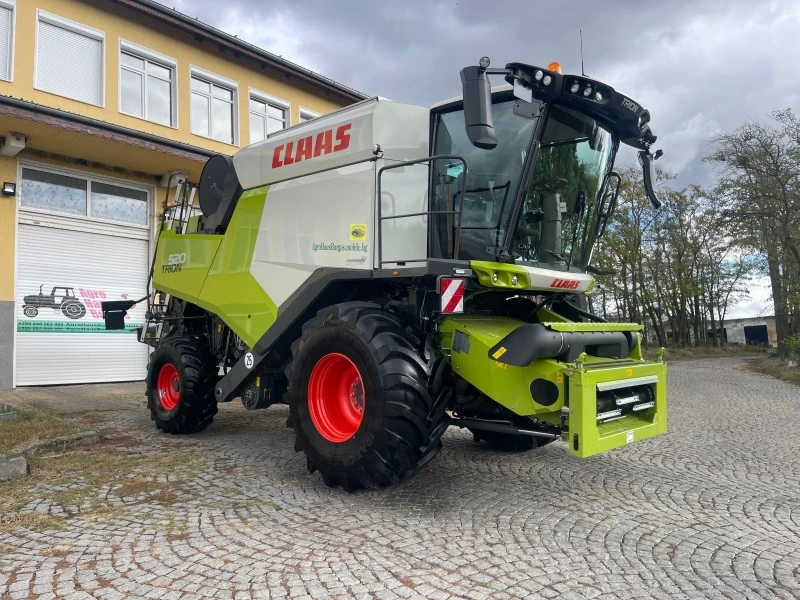 Комбайн Claas ЧИСТО НОВА TRION 520 + CLAAS CERIO 620 ЛИЗИНГ, снимка 1 - Селскостопанска техника - 42442770