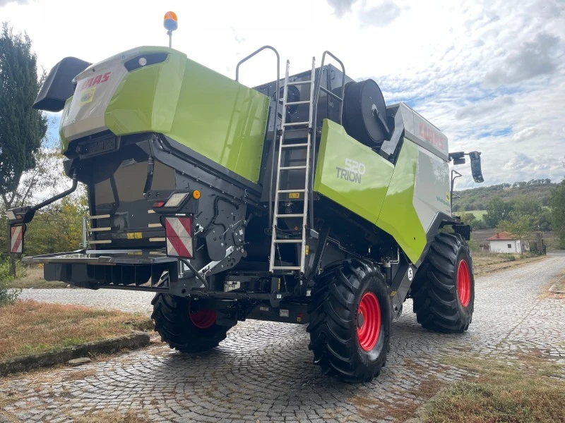 Комбайн Claas ЧИСТО НОВА TRION 520 + CLAAS CERIO 620 ЛИЗИНГ, снимка 6 - Селскостопанска техника - 42442770