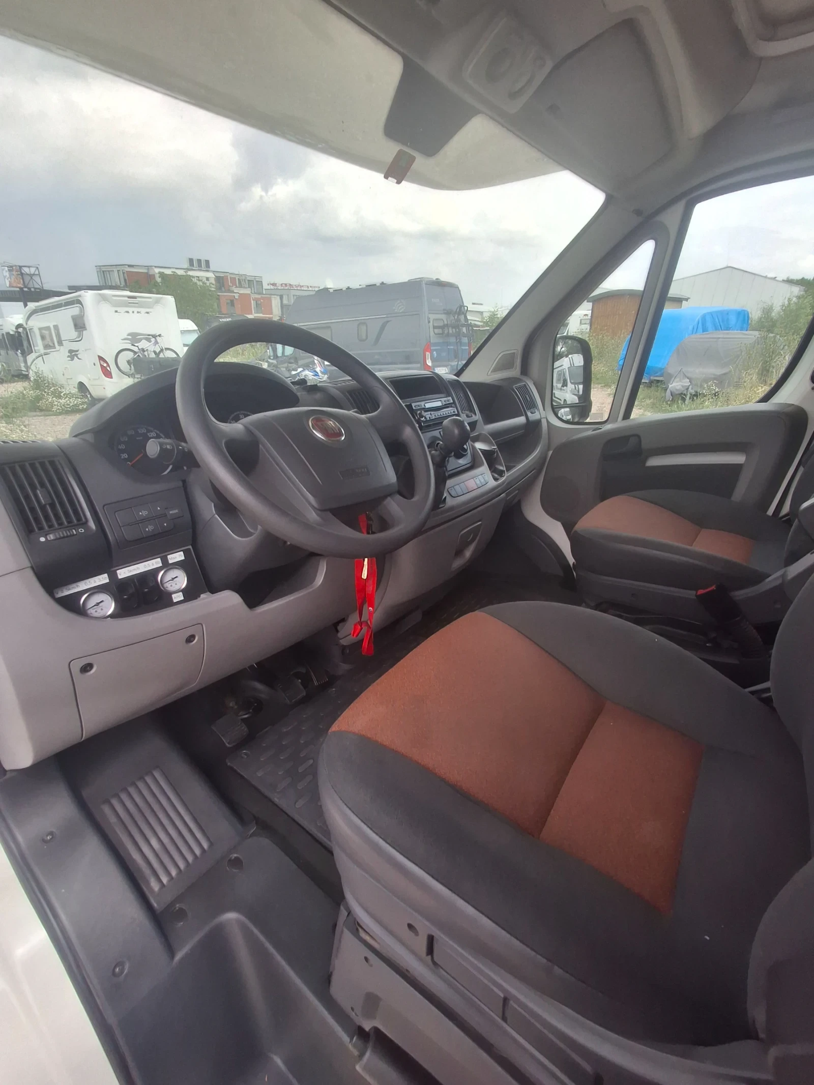 Кемпер Fiat McLouis, снимка 15 - Каравани и кемпери - 55383516