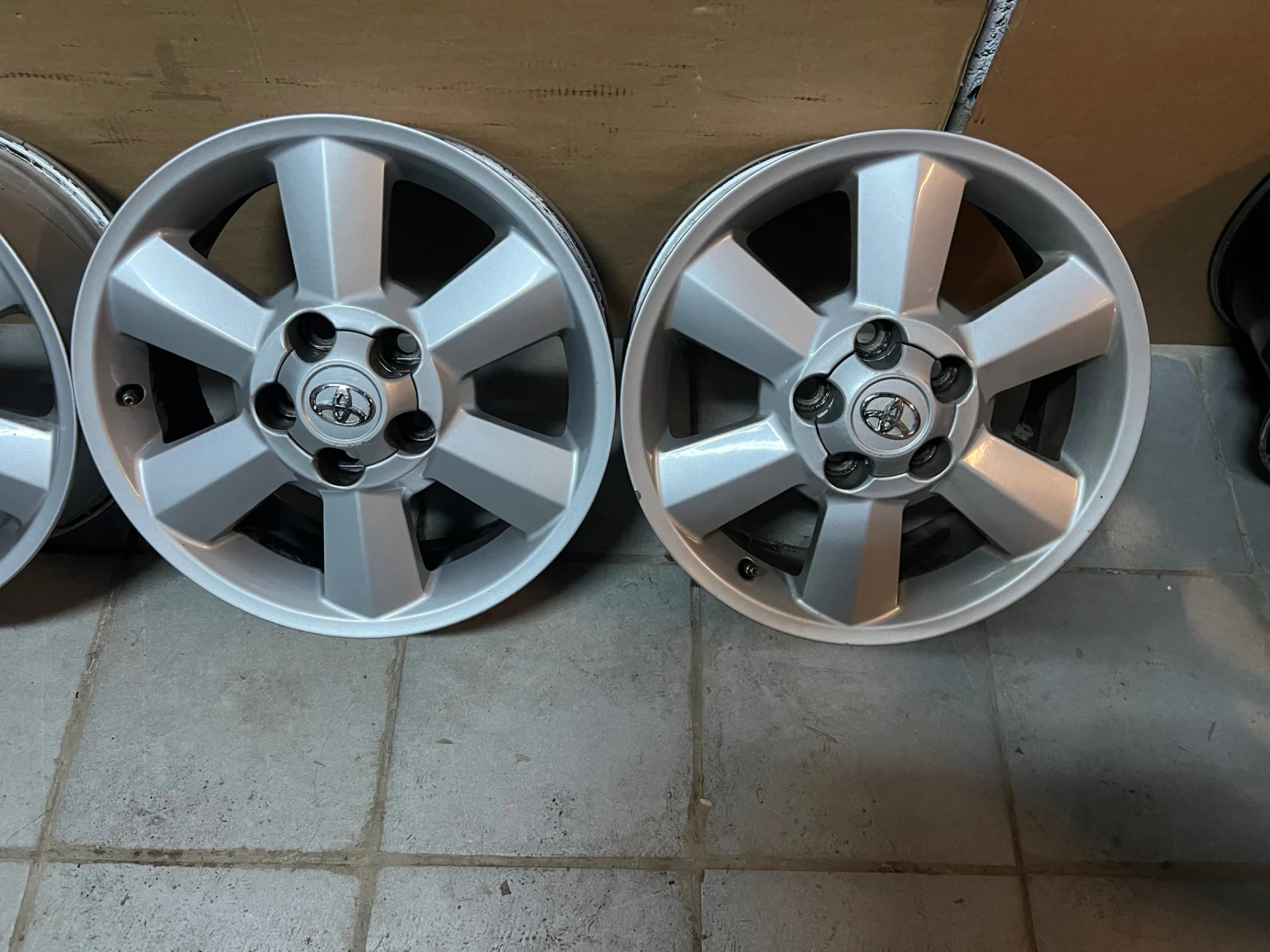 ������ | Mobile.bg � ����������� 4