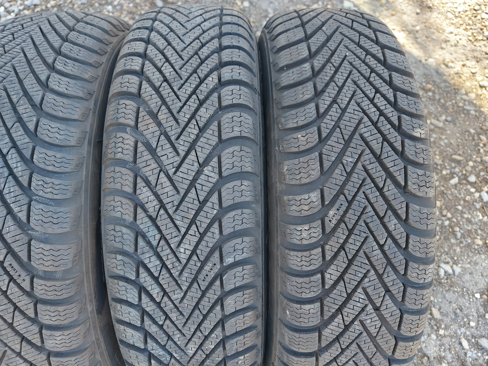 Гуми с джанти Pirelli 175/65R15, снимка 12 - Гуми и джанти - 54224660