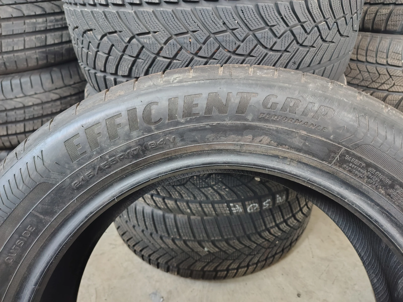 Гуми Летни 215/55R17, снимка 5 - Гуми и джанти - 55844247