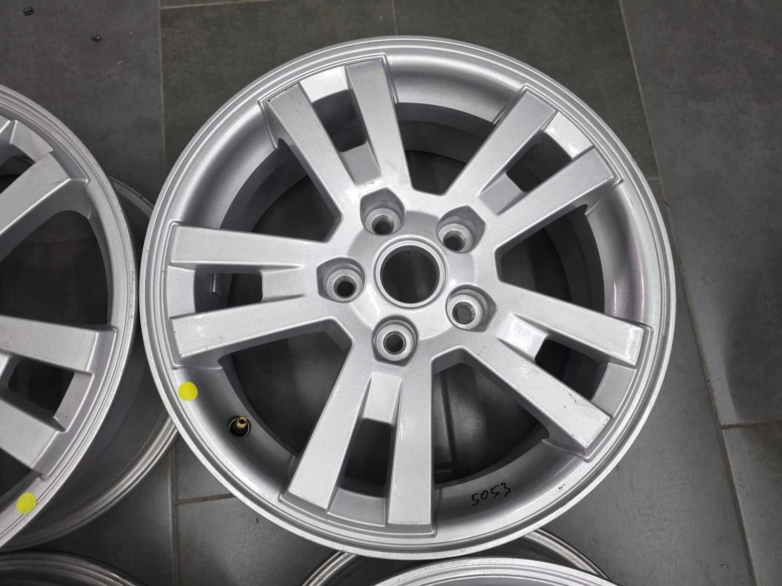 Джанти за Chevrolet, снимка 6 - Гуми и джанти - 56718204