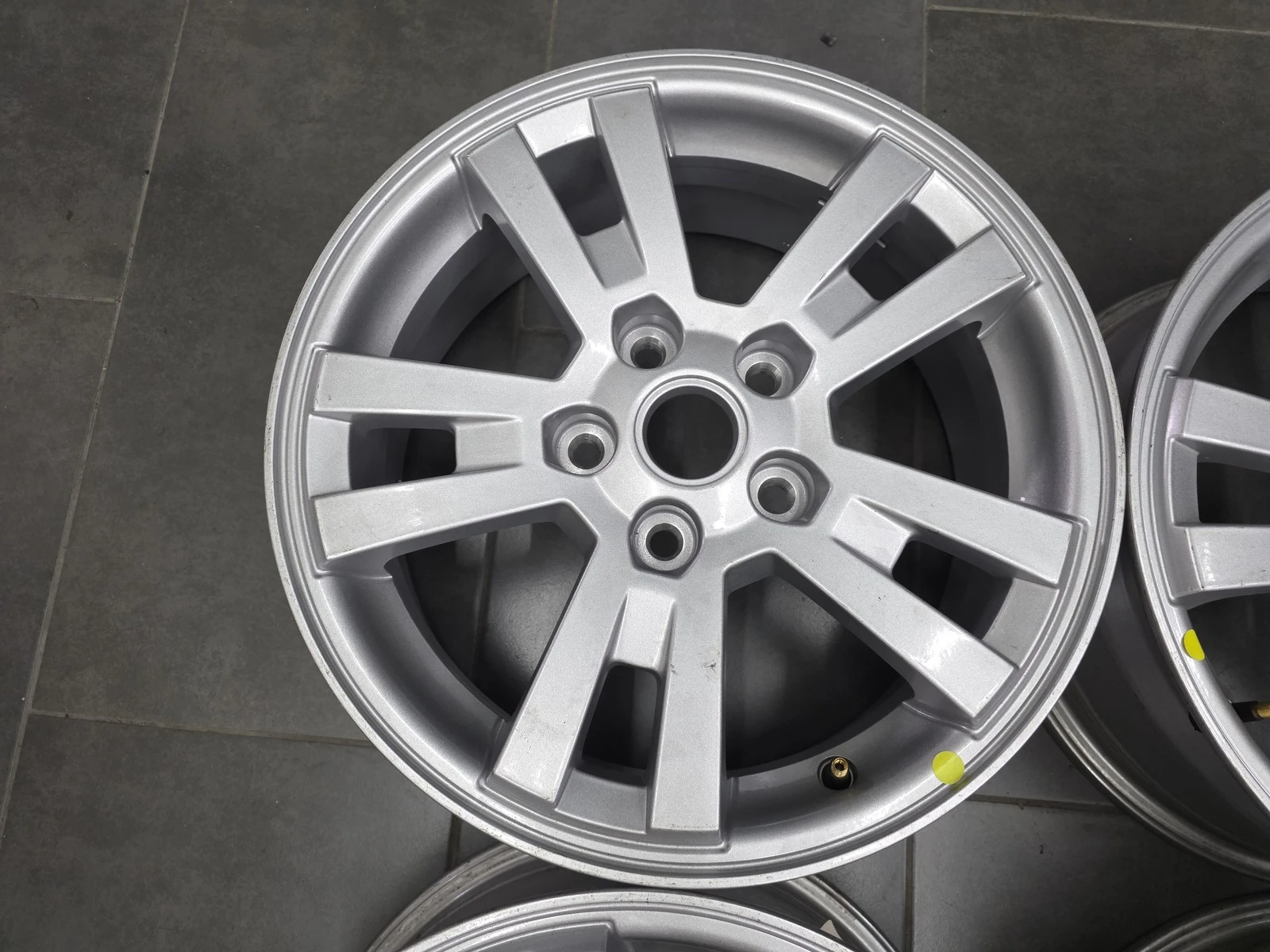 Джанти за Chevrolet, снимка 5 - Гуми и джанти - 56718204