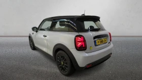 Mini Cooper SE Electric 29 kWh classic, снимка 4