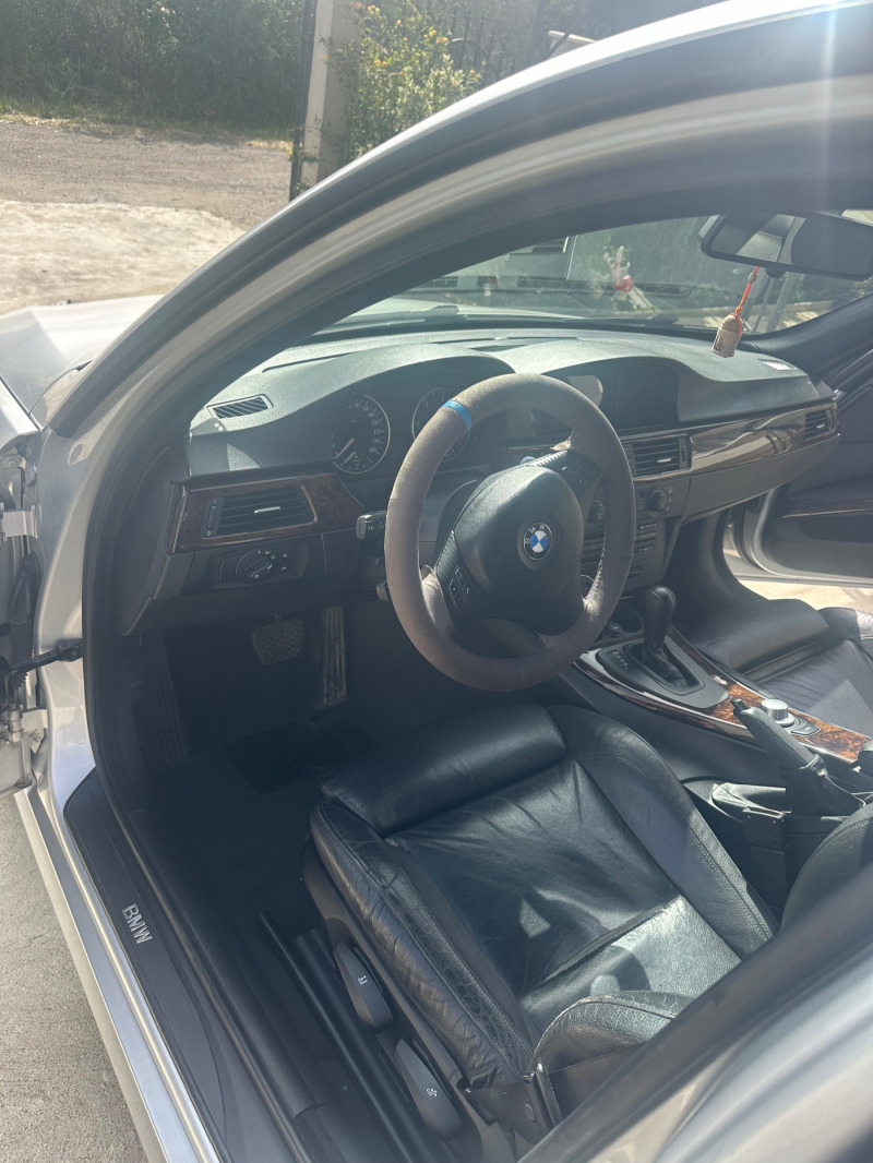 BMW 320, снимка 9 - Автомобили и джипове - 45454247
