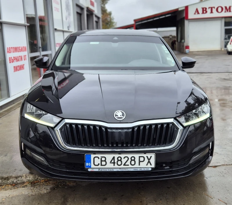 Skoda Octavia Гаранция до 10.2025г. или 150 000км., снимка 2 - Автомобили и джипове - 47956673