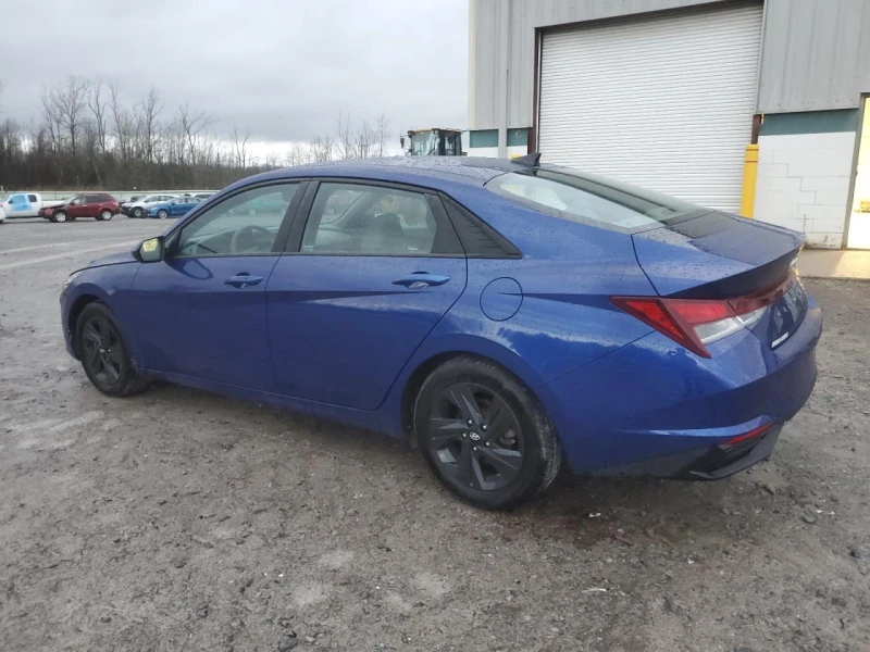 Hyundai Elantra 2.0L 4 Front-wheel Drive, снимка 2 - Автомобили и джипове - 48145938