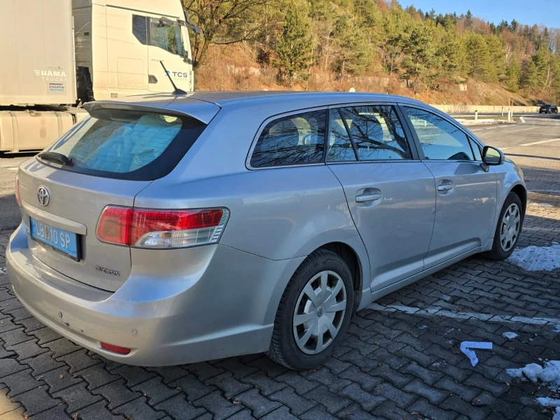 Toyota Avensis 2.0 d4d, снимка 3 - Автомобили и джипове - 48484007