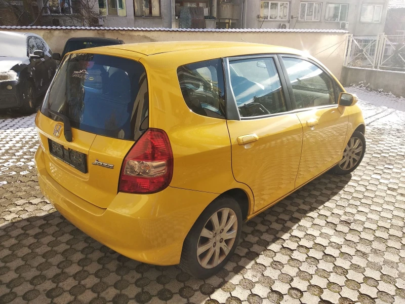 Honda Jazz 1.4 Швейцария, снимка 14 - Автомобили и джипове - 48758716