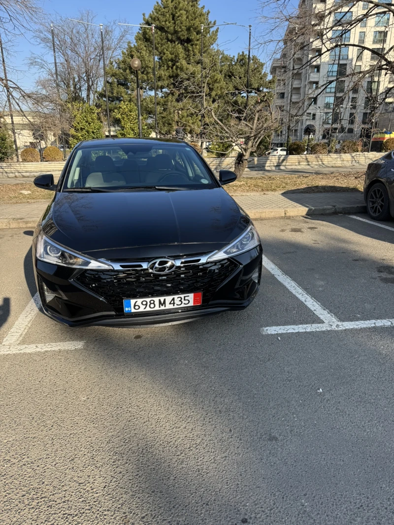 Hyundai Elantra, снимка 1 - Автомобили и джипове - 49021109