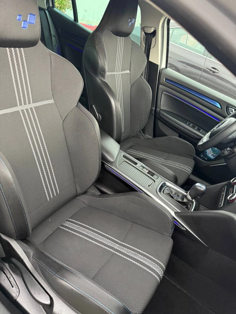 Renault Megane GT Sport 4control, снимка 12 - Автомобили и джипове - 52559177