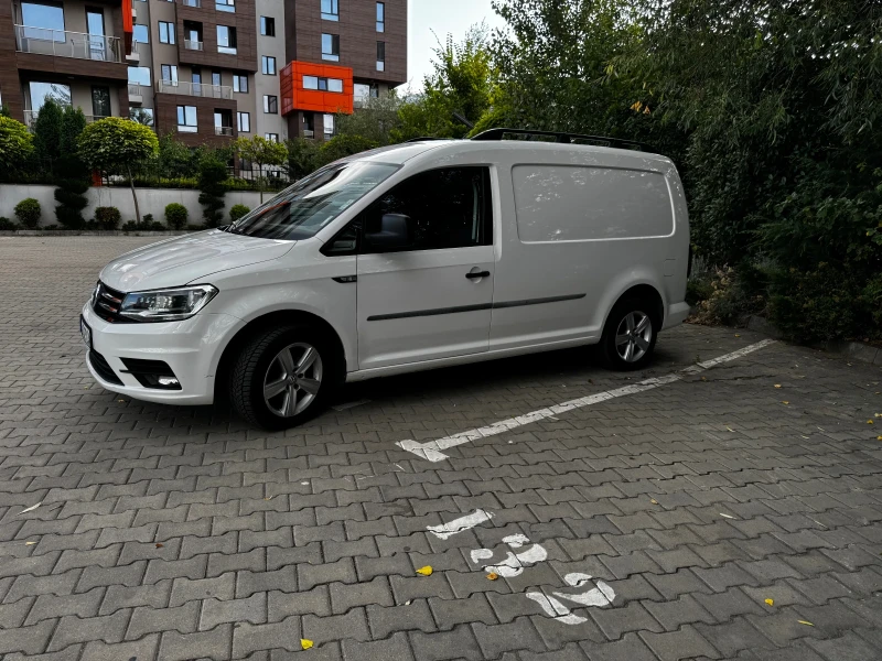 VW Caddy, снимка 6 - Автомобили и джипове - 52396632