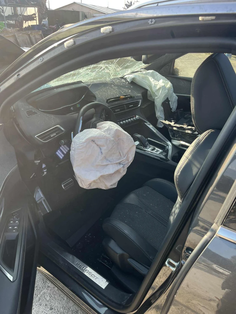 Peugeot 3008 1.6, снимка 6 - Автомобили и джипове - 52060666