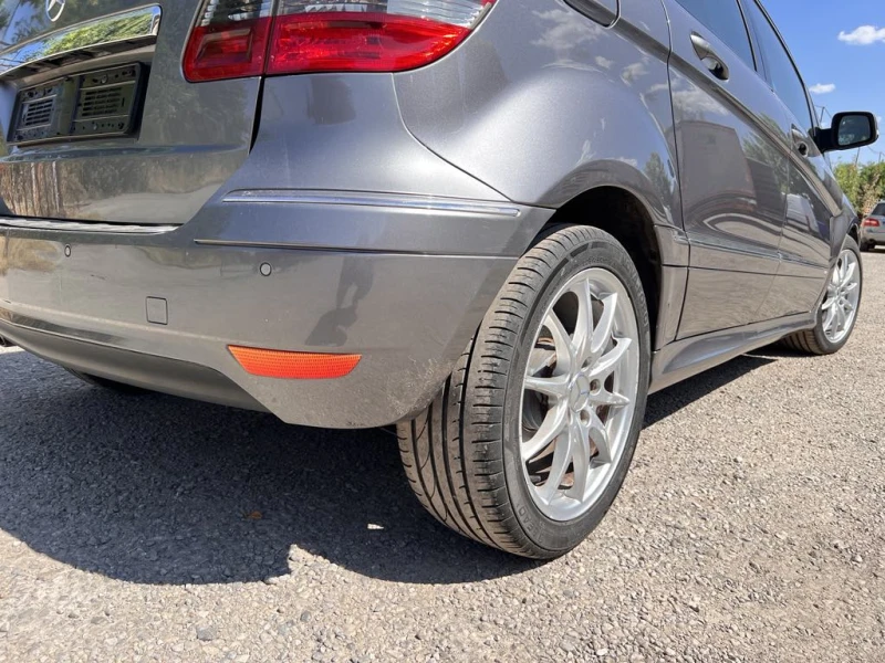 Mercedes-Benz B 200 CDI, снимка 10 - Автомобили и джипове - 52465889