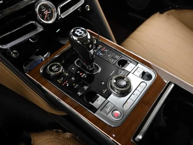 Bentley Flying Spur Bentley Flying Spur 4.0, снимка 9 - Автомобили и джипове - 52893591