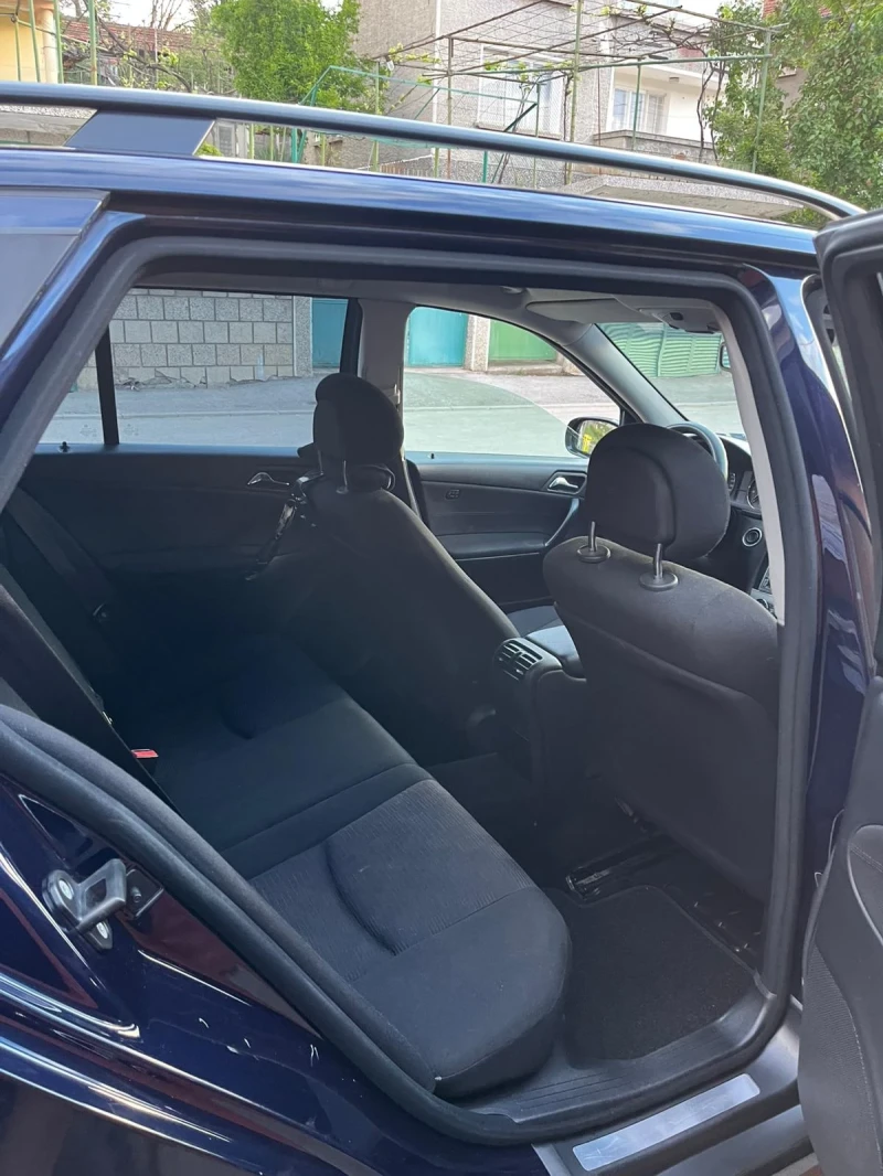 Mercedes-Benz C 180 Кompressor , снимка 3 - Автомобили и джипове - 53138395