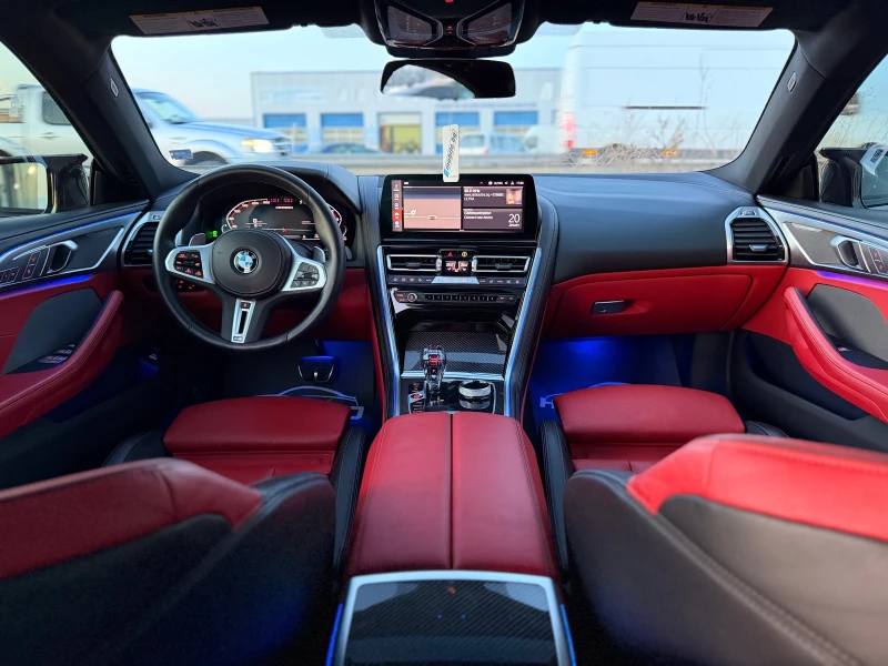 BMW 850 i= xDrive= M-pack= Facelift= Panorama= Soft Close=, снимка 10 - Автомобили и джипове - 53179897