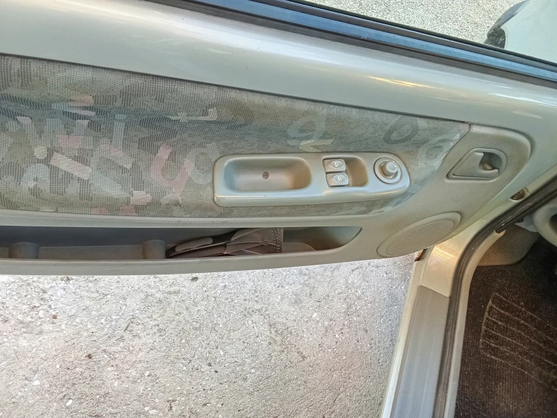 Renault Twingo, снимка 14 - Автомобили и джипове - 53356438