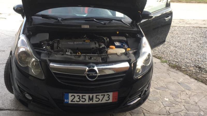 Opel Corsa GSI, снимка 6 - Автомобили и джипове - 45790456