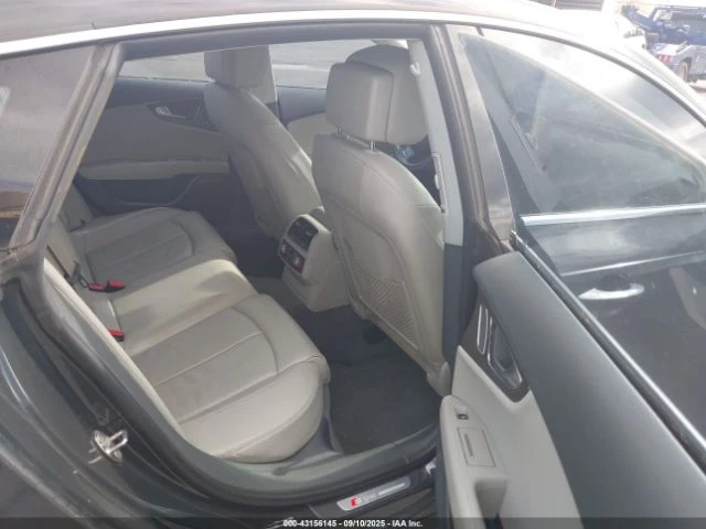 Audi A7 * PREMIUM PLUS* 4x4* Ambient* Камера* Памет* Blind, снимка 11 - Автомобили и джипове - 53024793