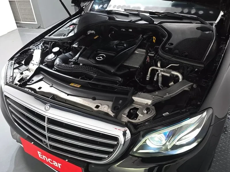 Mercedes-Benz E 300 W213 Exclusive, снимка 6 - Автомобили и джипове - 55750414