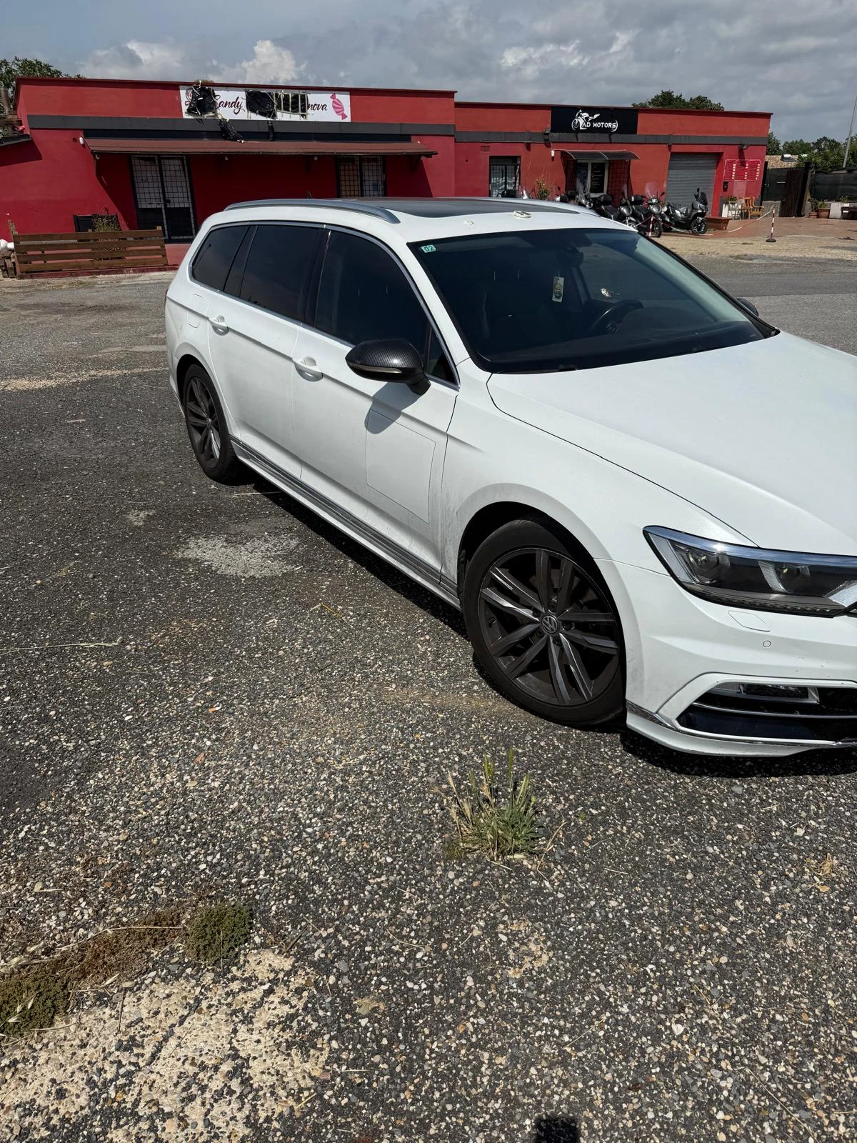VW Passat 2.0D R-LINE 190ps - изображение 2