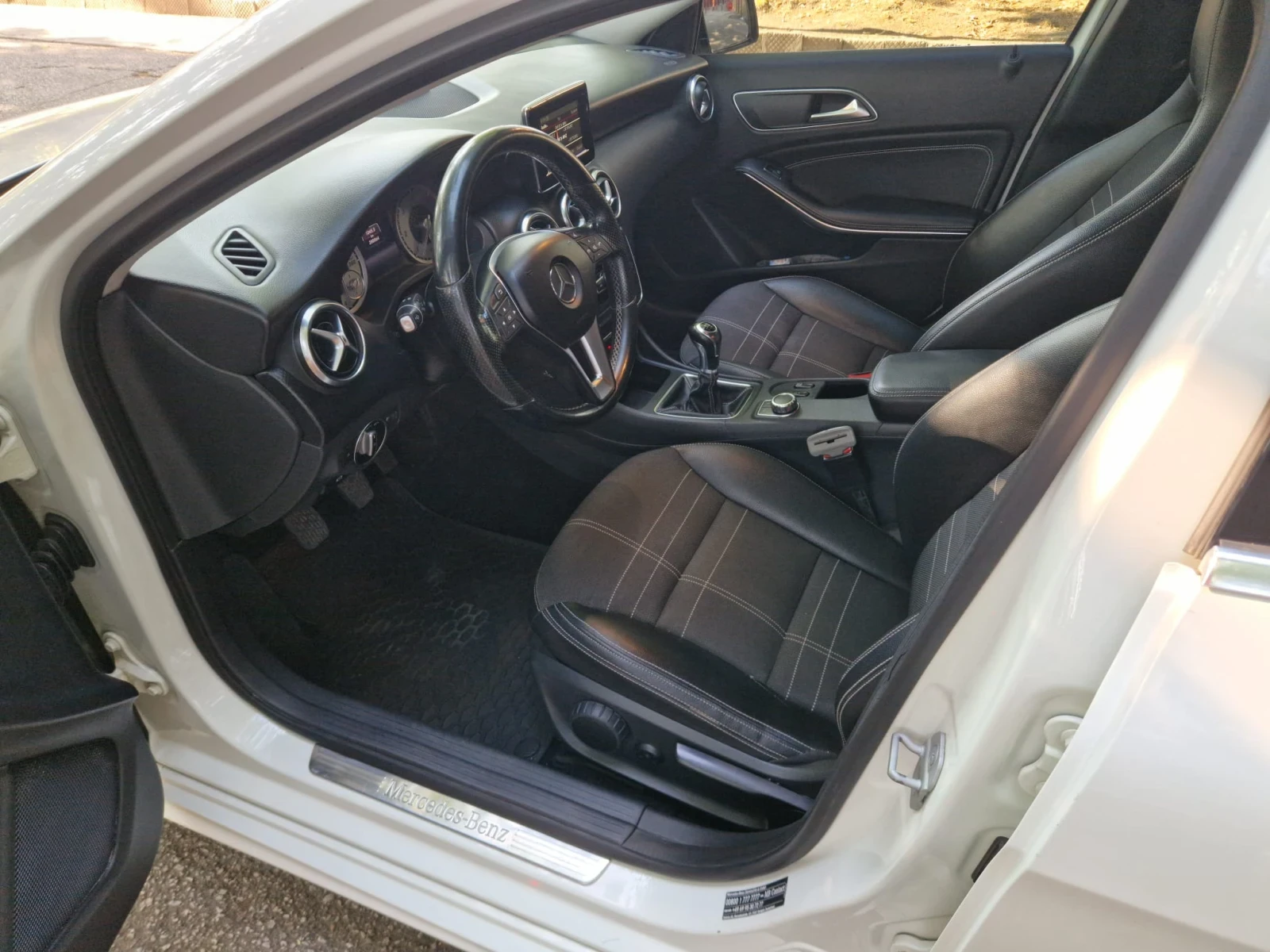Mercedes-Benz A 180 A 180  AMG  - изображение 4