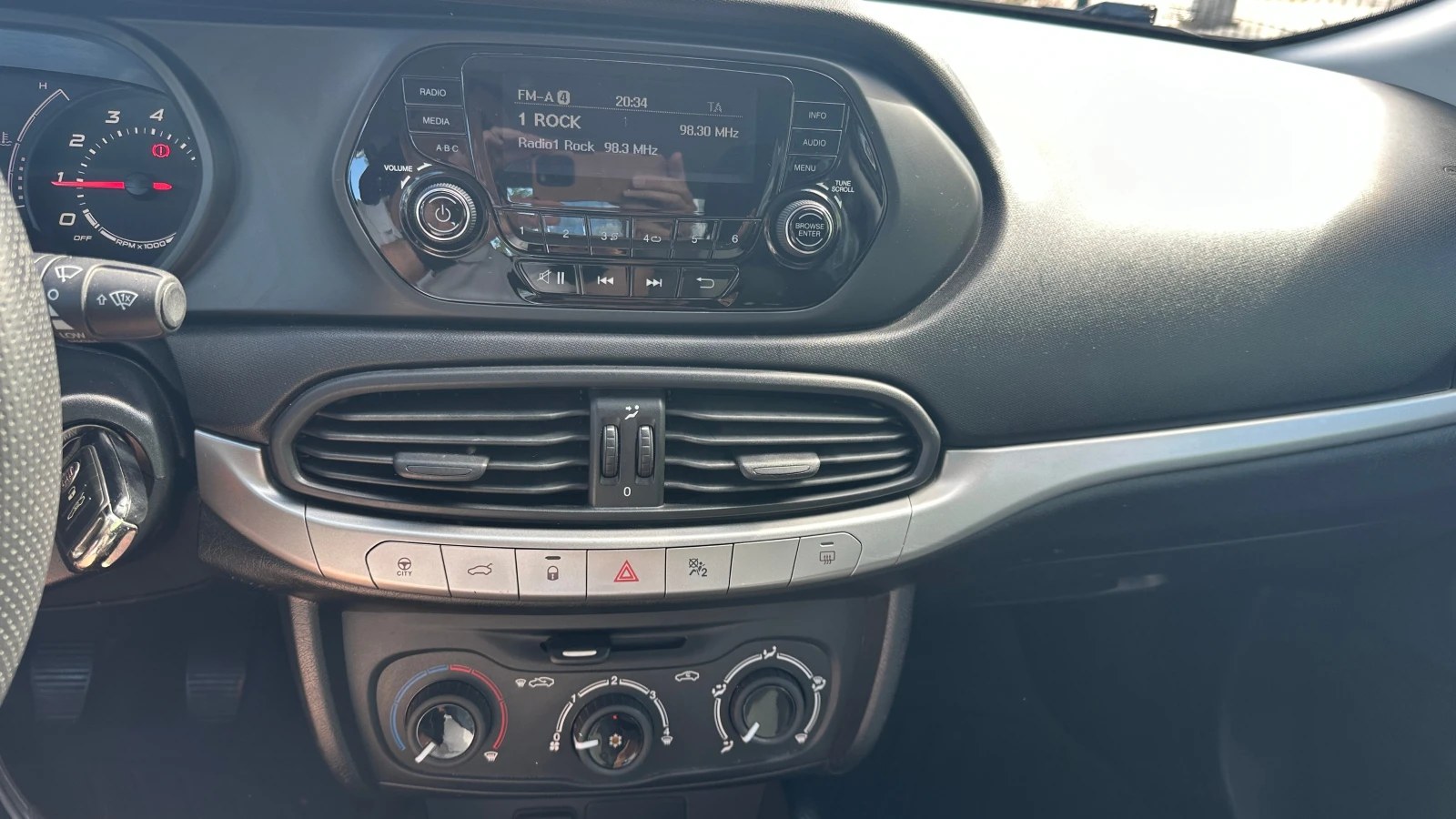 Fiat Tipo 1.4i от България, първи собственик | Mobile.bg — изображение 14