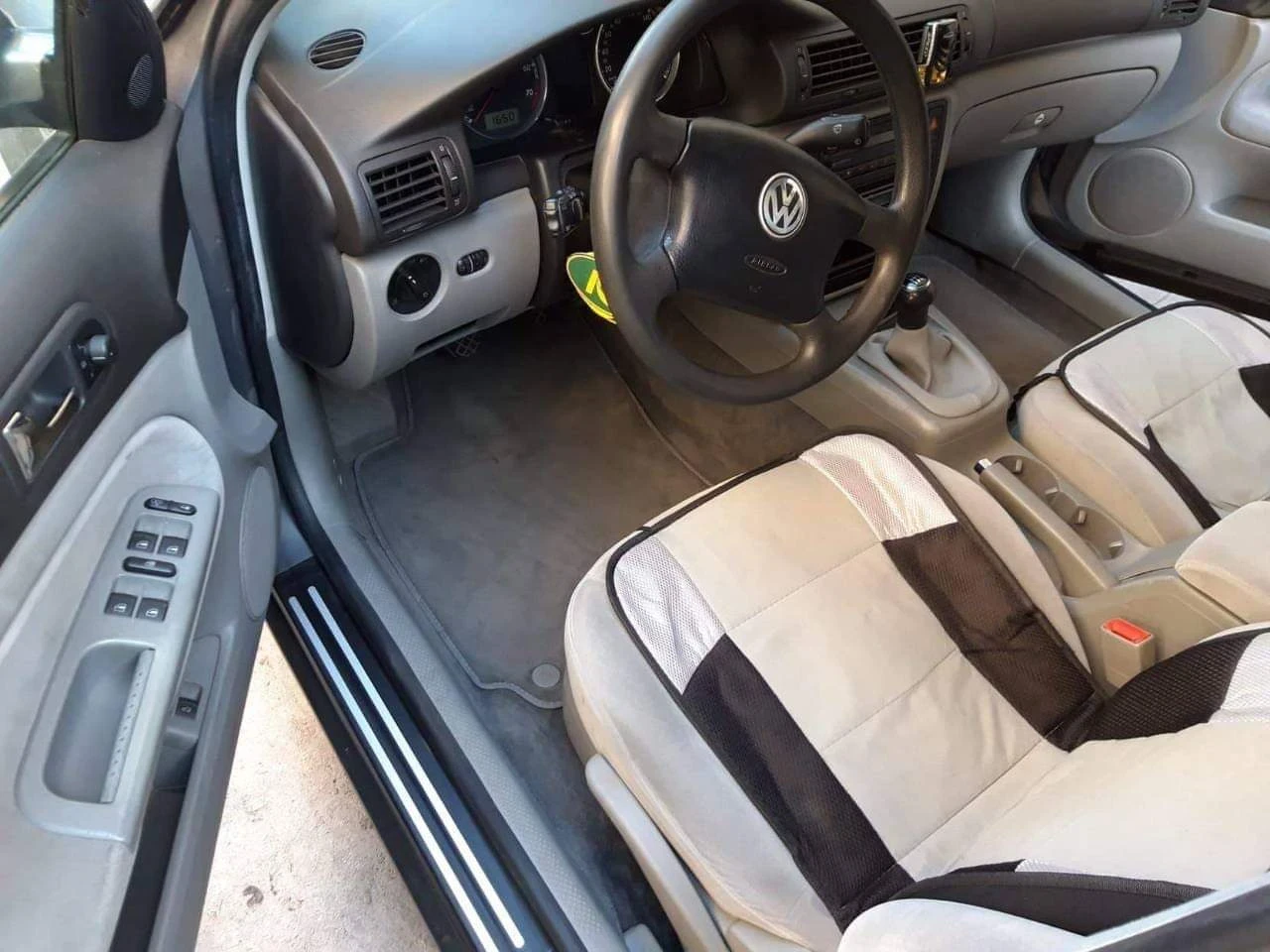 VW Passat  - изображение 2