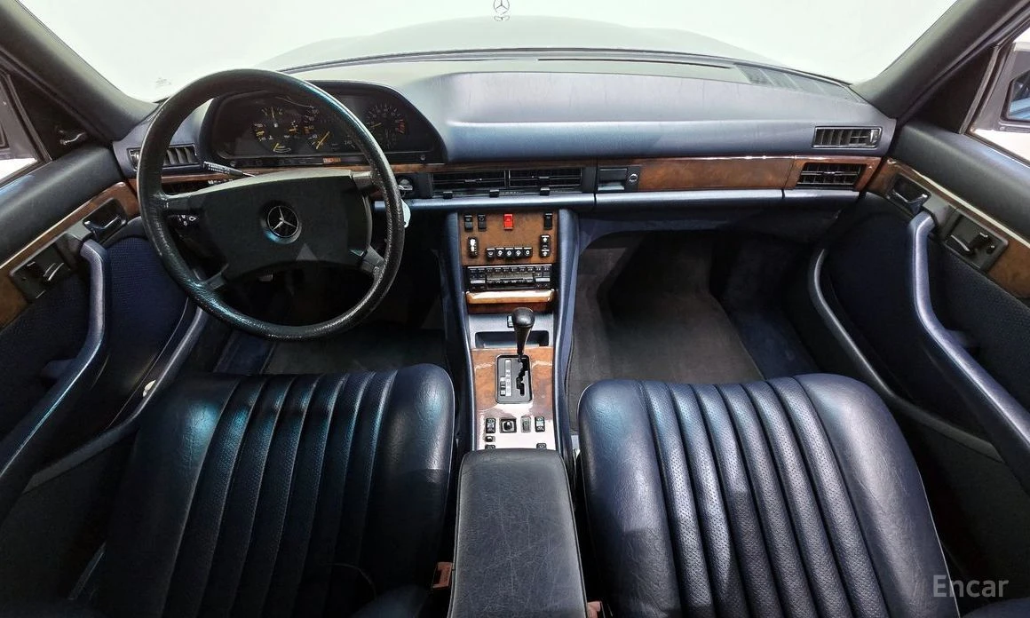 Mercedes-Benz 300  - изображение 7