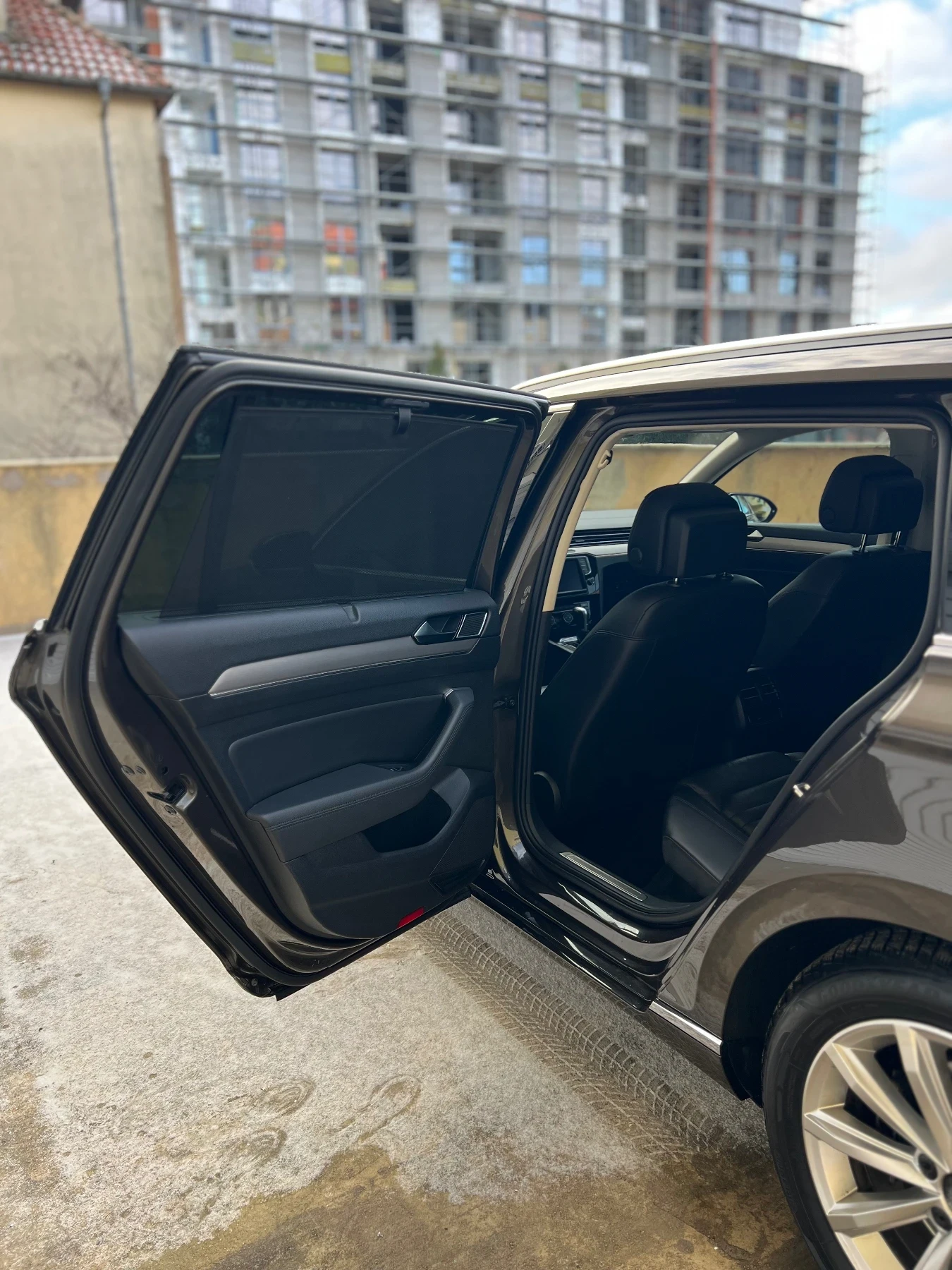 VW Passat 2.0BiTDI, 4Motion - изображение 9