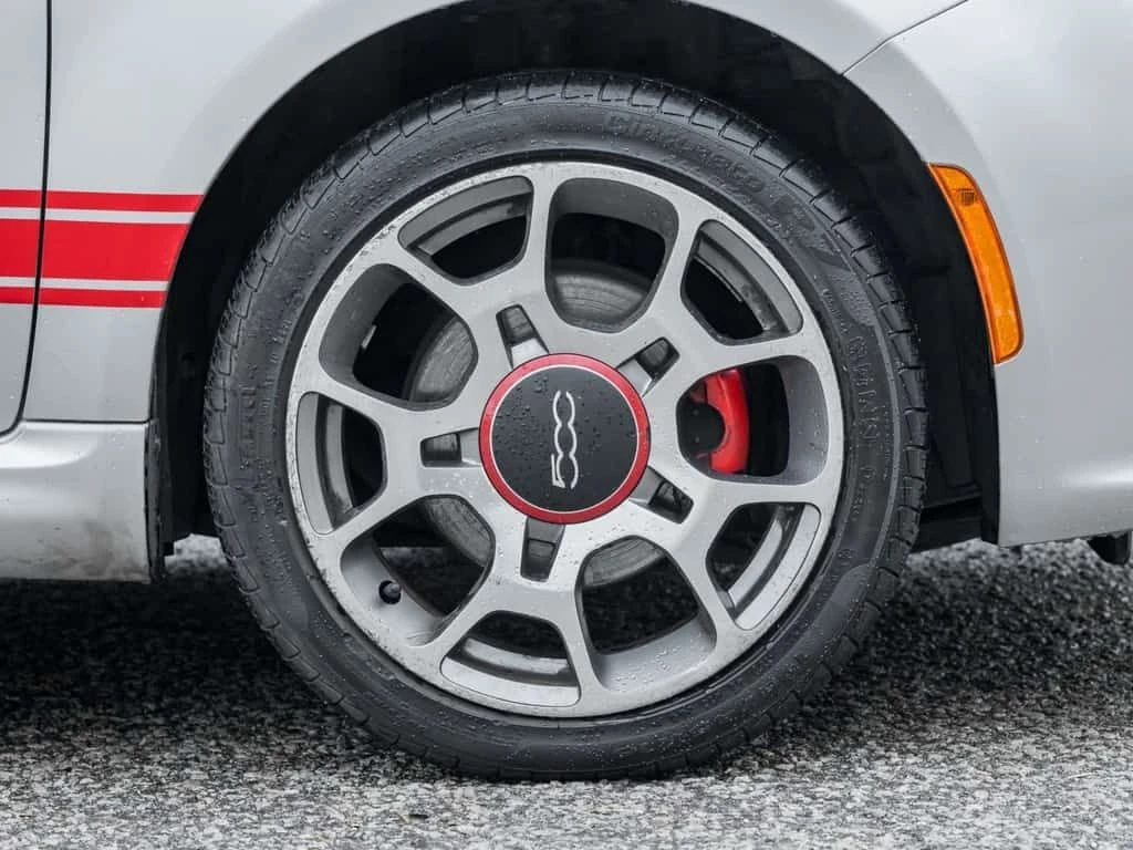 Fiat 500 * Sport Dealer Serviced Leather NO Accidents Alloy, снимка 3 - Автомобили и джипове - 53918410