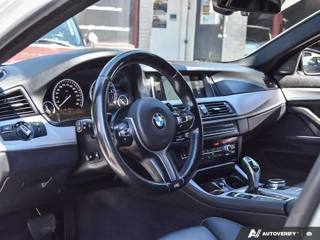 BMW 528 * 4dr Sdn 528i xDrive M Sport Package * CARFAX *  | Mobile.bg � ����������� 10