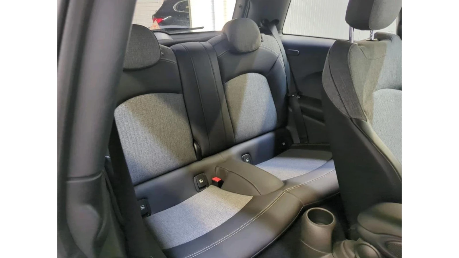 Mini Cooper SE Electric 29 kWh classic, снимка 11 - Автомобили и джипове - 54226004