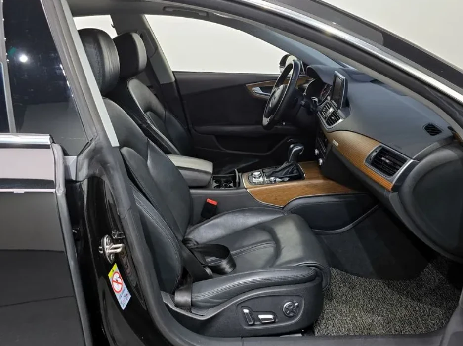 Audi A7 3.0 TDI Quattro 4G, снимка 11 - Автомобили и джипове - 54596560