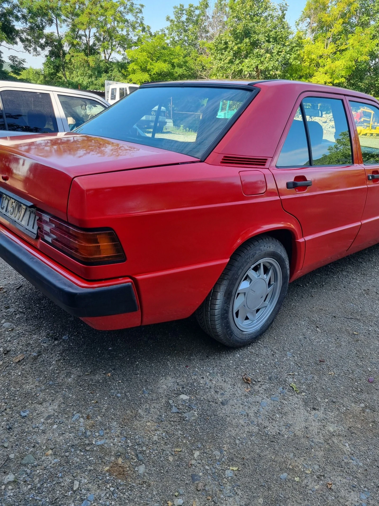 Mercedes-Benz 200 190, снимка 3 - Автомобили и джипове - 55250322