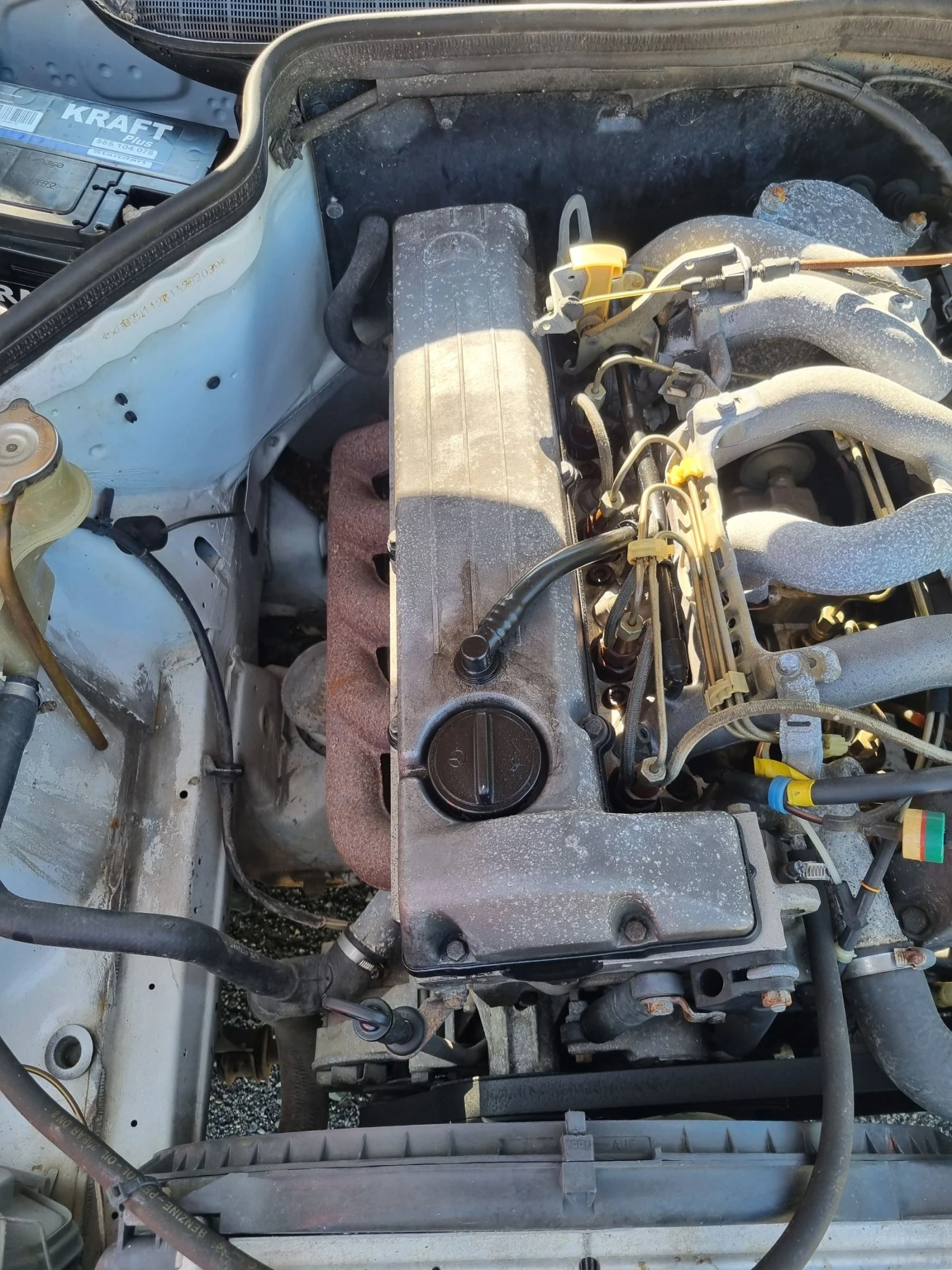 Mercedes-Benz 200 190, снимка 12 - Автомобили и джипове - 55250322
